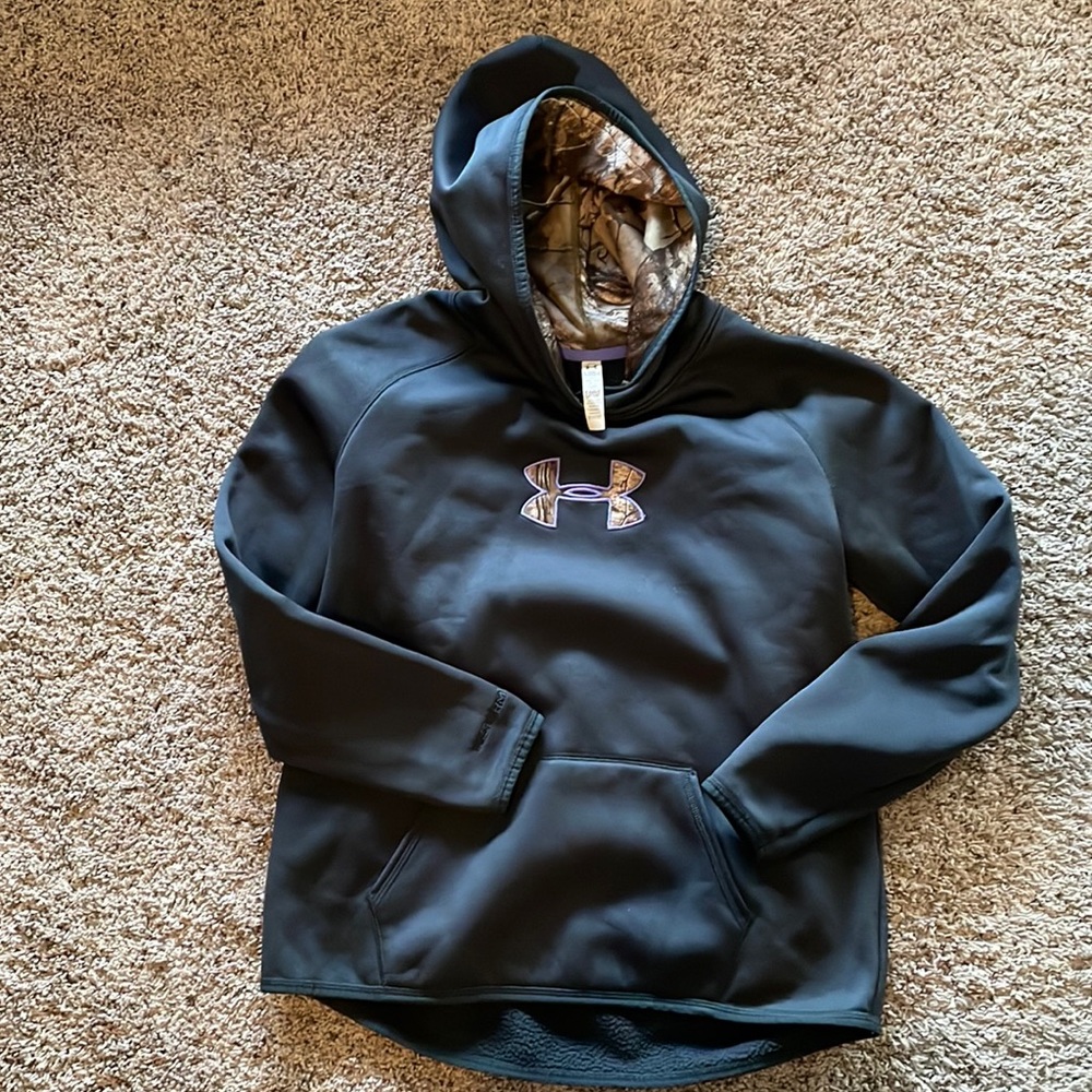 Under Armour girls hoodie